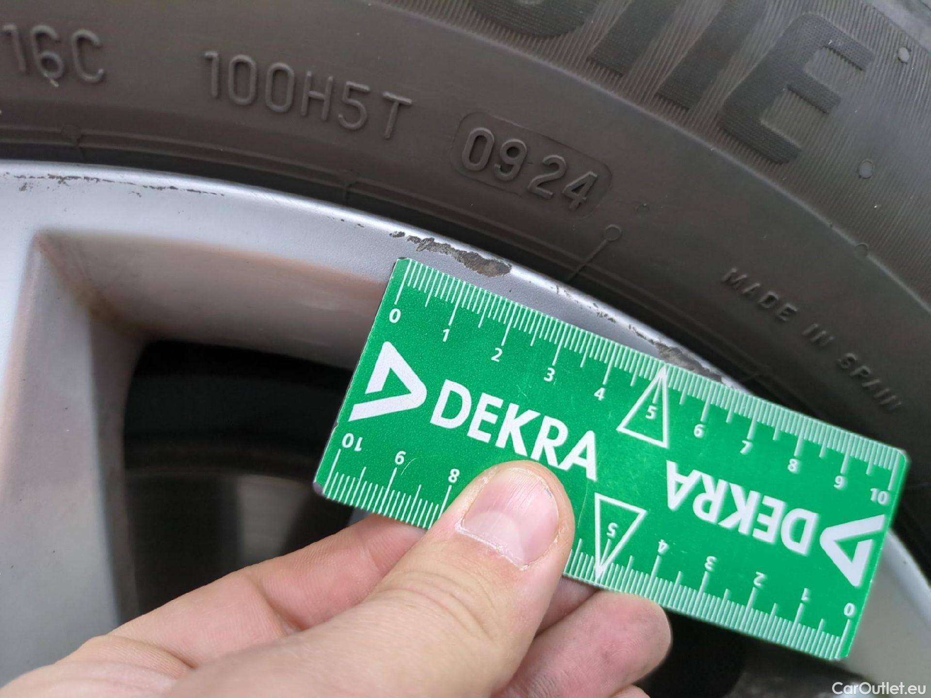  Seat  ATECA  Style Business 1.6 TDI 115CV BVM6 E6dT #14