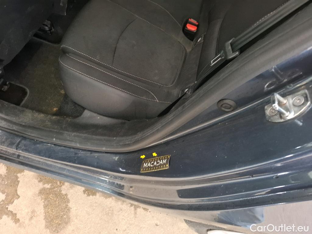  Renault  Megane  IV Grandtour Business 1.5 dCi 115CV BVA7 E6d #55