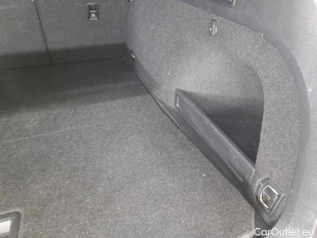  Volkswagen  Passat VOLKSWAGEN  SW / 2019 / 5P / Break 1.4 TSI DSG HYBRIDE REC SW GTE BUSINESS(SL) #18