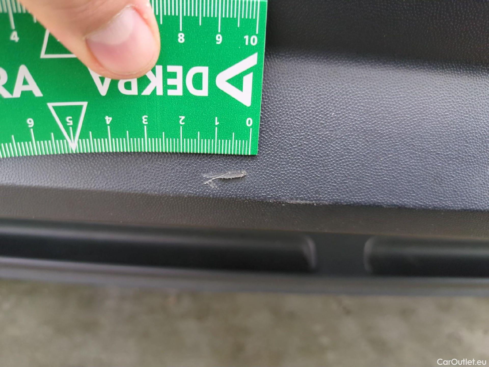  Volkswagen  Tiguan VOLKSWAGEN  / 2016 / 5P / SUV 2.0 TDI 150 DSG7 Confortline Business #74