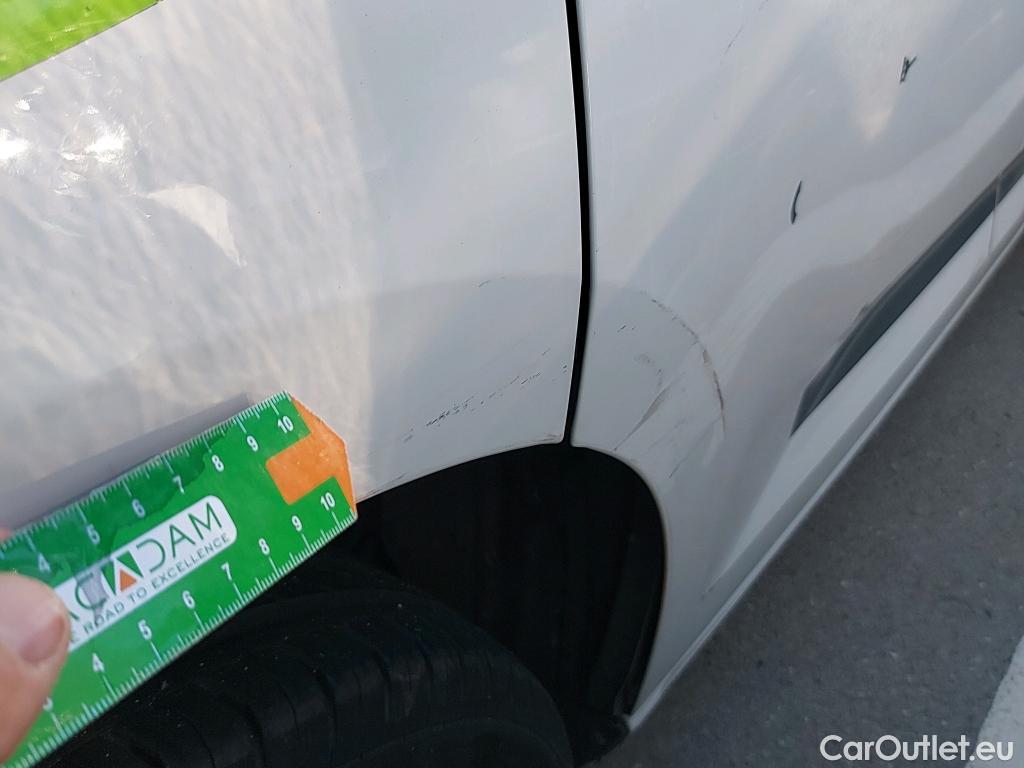  Volkswagen  Caddy VOLKSWAGEN  / 2020 / 4P / combi Kombi 2.0 TDI 75kW (102CV) (CX) #27