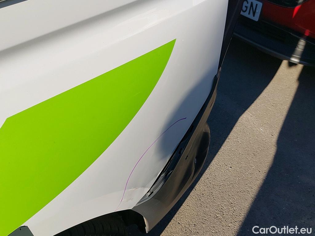  Volkswagen  Caddy VOLKSWAGEN  / 2020 / 4P / combi Kombi 2.0 TDI 75kW (102CV) (CX) #17