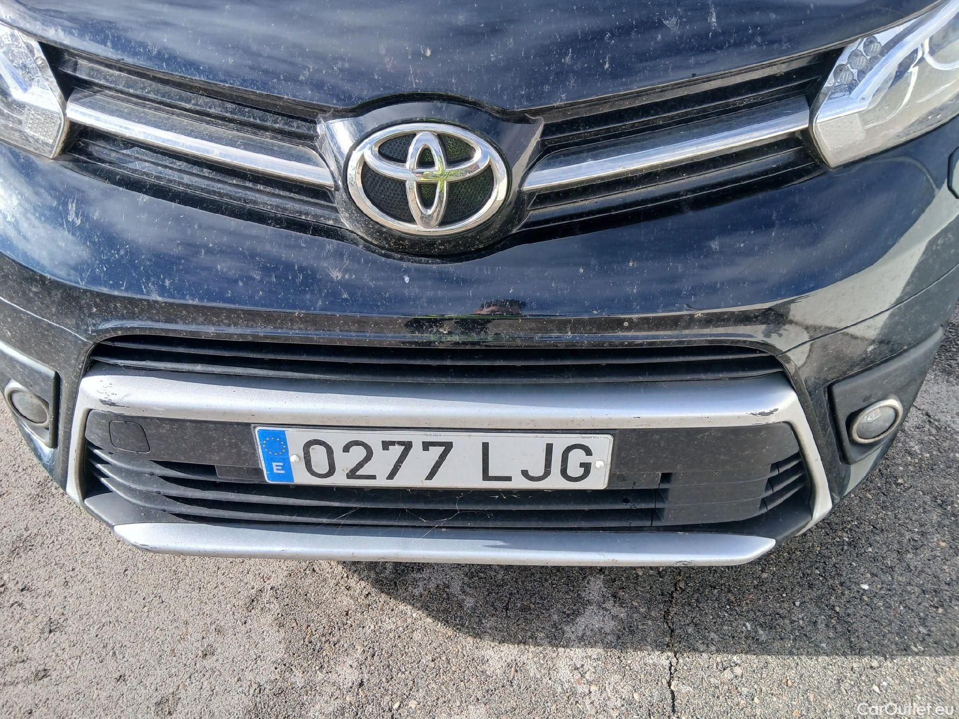  Toyota  Proace TOYOTA  Verso / 2017 / 5P / monovolumen 2.0D 180CV FAMILY ADVANCE PACK L1 AUTO #28