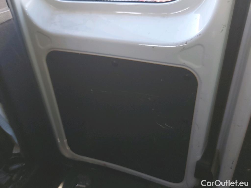  Volkswagen  Caddy VOLKSWAGEN  / 2020 / 4P / combi Kombi 2.0 TDI 75kW (102CV) (CX) #61