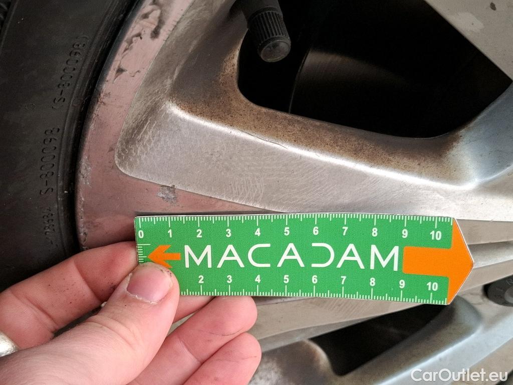  Volkswagen  Golf  VII Berline Confortline Business BMT 2.0 TDI 150CV BVA7 E6dT #45