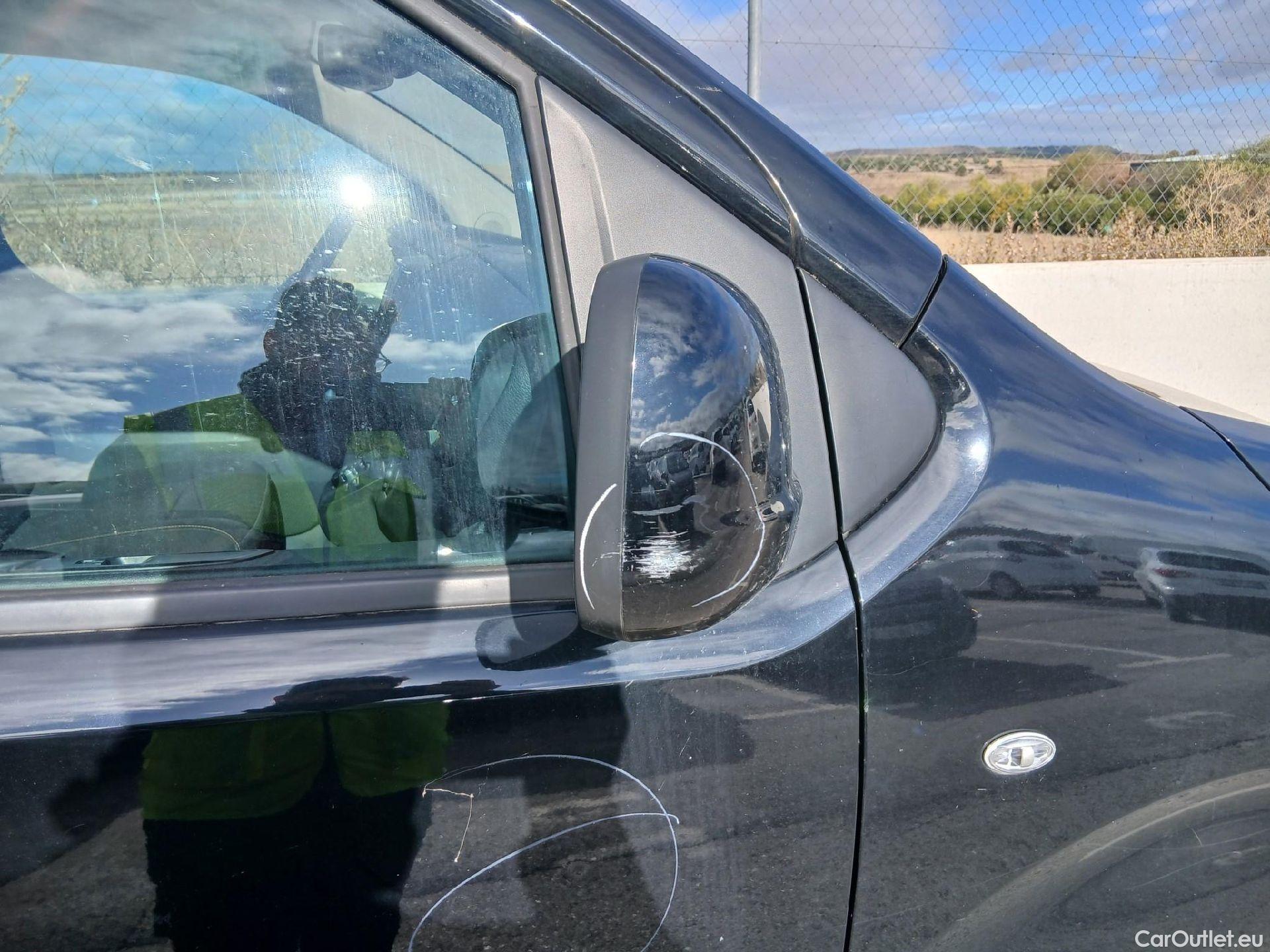  Toyota  Proace TOYOTA  Verso / 2017 / 5P / monovolumen 2.0D 180CV FAMILY ADVANCE PACK L1 AUTO #54