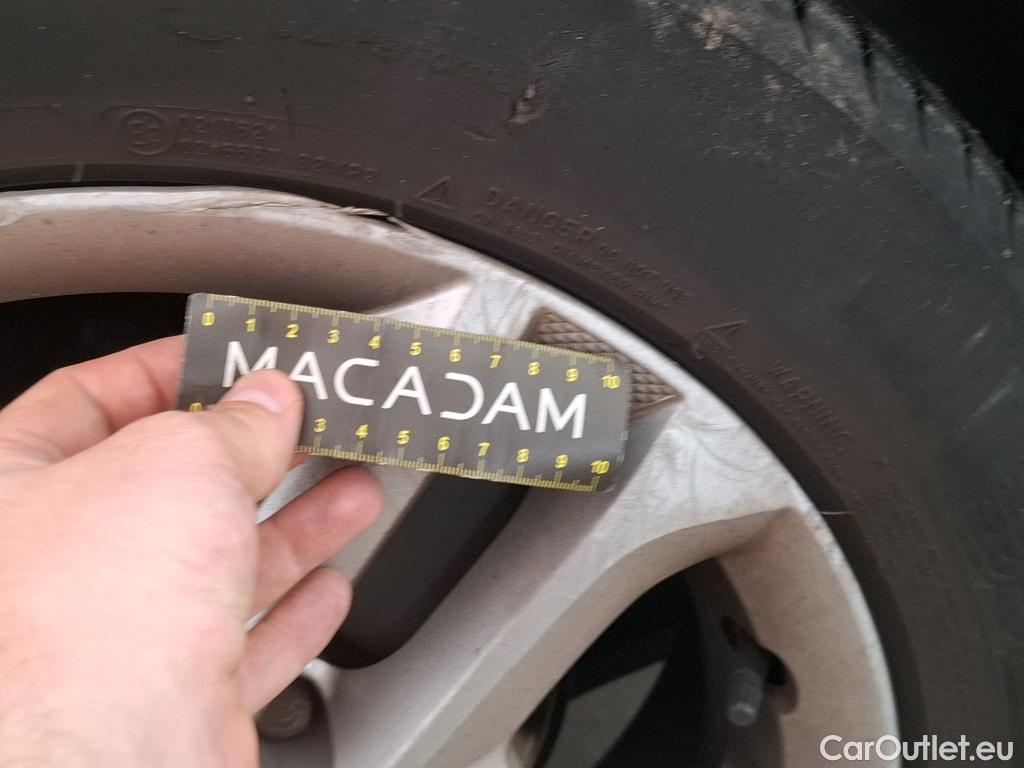  Renault  Megane  IV Berline 5pt. Business 1.5 dCi 115CV BVM6 E6dT #69