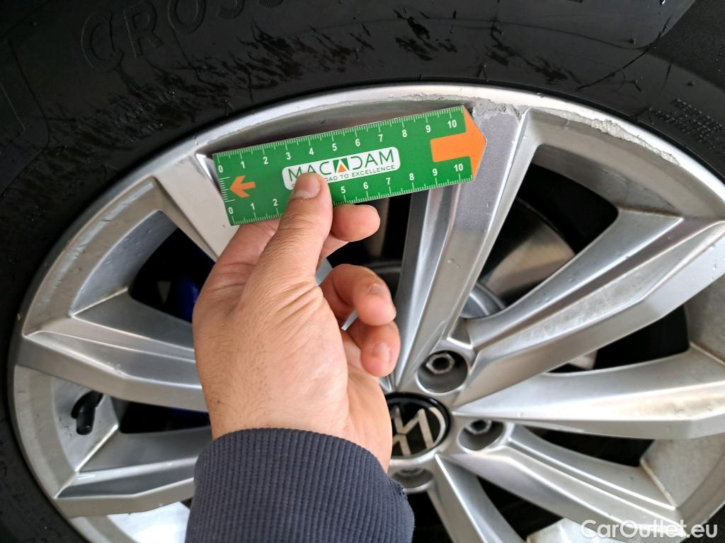  Volkswagen  Passat VOLKSWAGEN  SW / 2019 / 5P / Break 1.4 TSI DSG HYBRIDE REC SW GTE BUSINESS(SL) #9