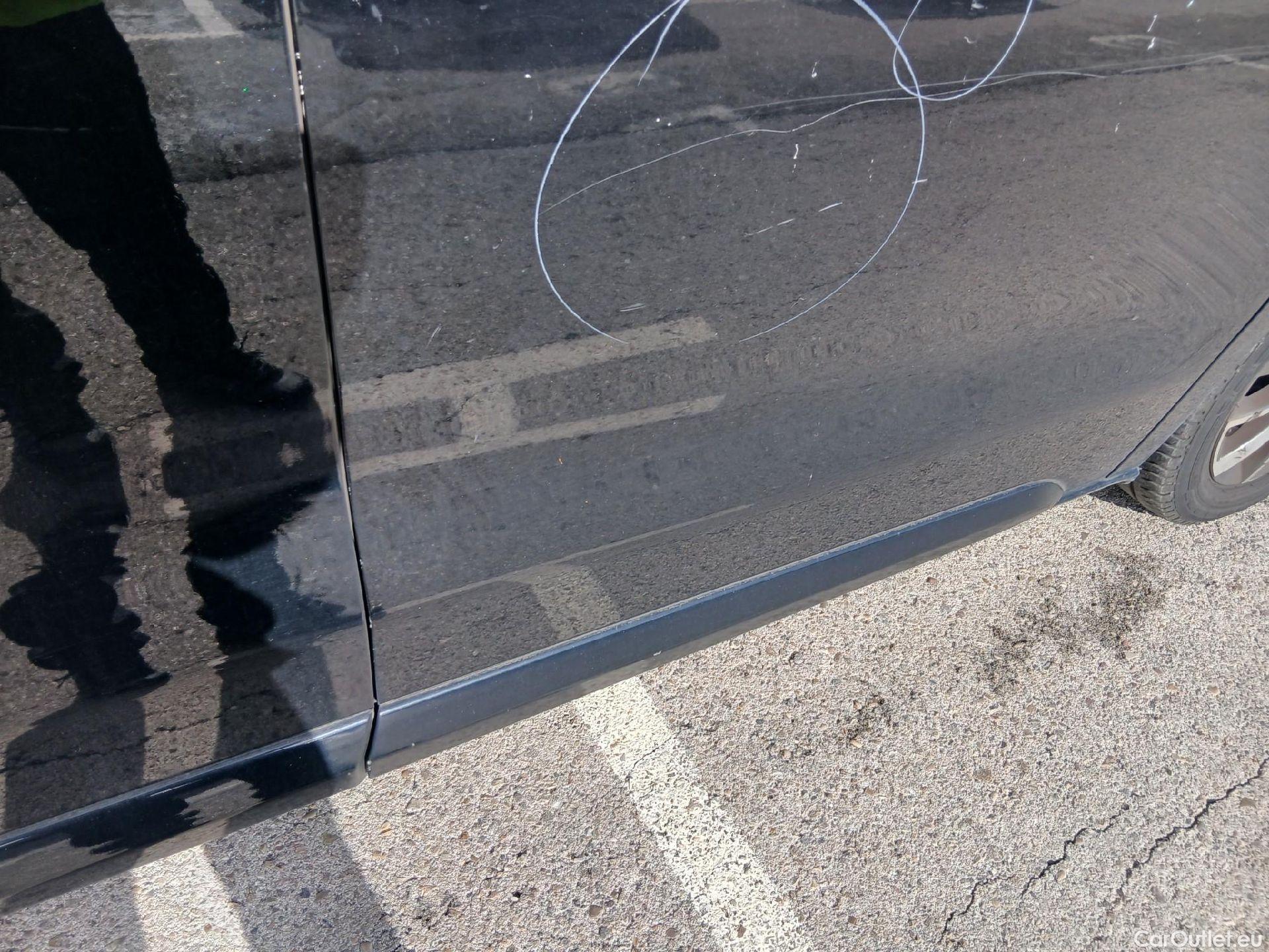  Toyota  Proace TOYOTA  Verso / 2017 / 5P / monovolumen 2.0D 180CV FAMILY ADVANCE PACK L1 AUTO #52