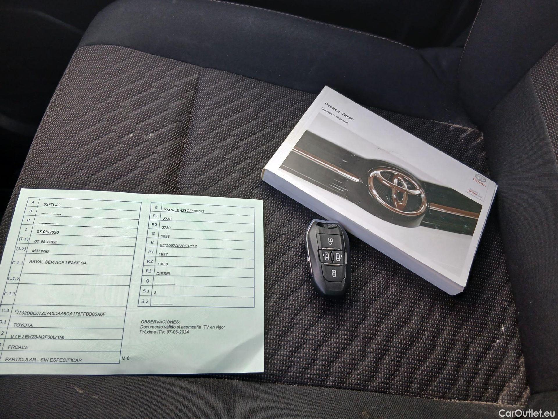  Toyota  Proace TOYOTA  Verso / 2017 / 5P / monovolumen 2.0D 180CV FAMILY ADVANCE PACK L1 AUTO #2