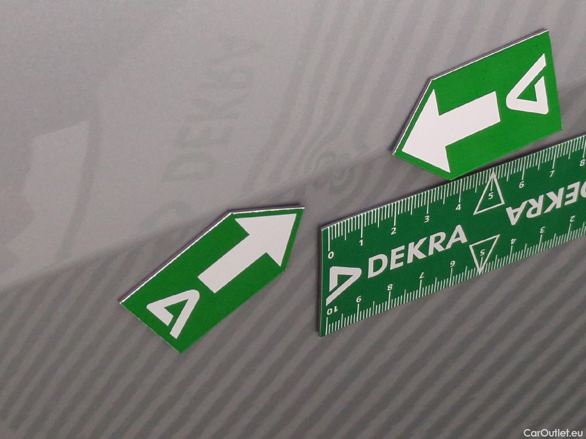  Volkswagen  Tiguan VOLKSWAGEN  / 2016 / 5P / SUV 2.0 TDI 150 DSG7 Confortline Business #43