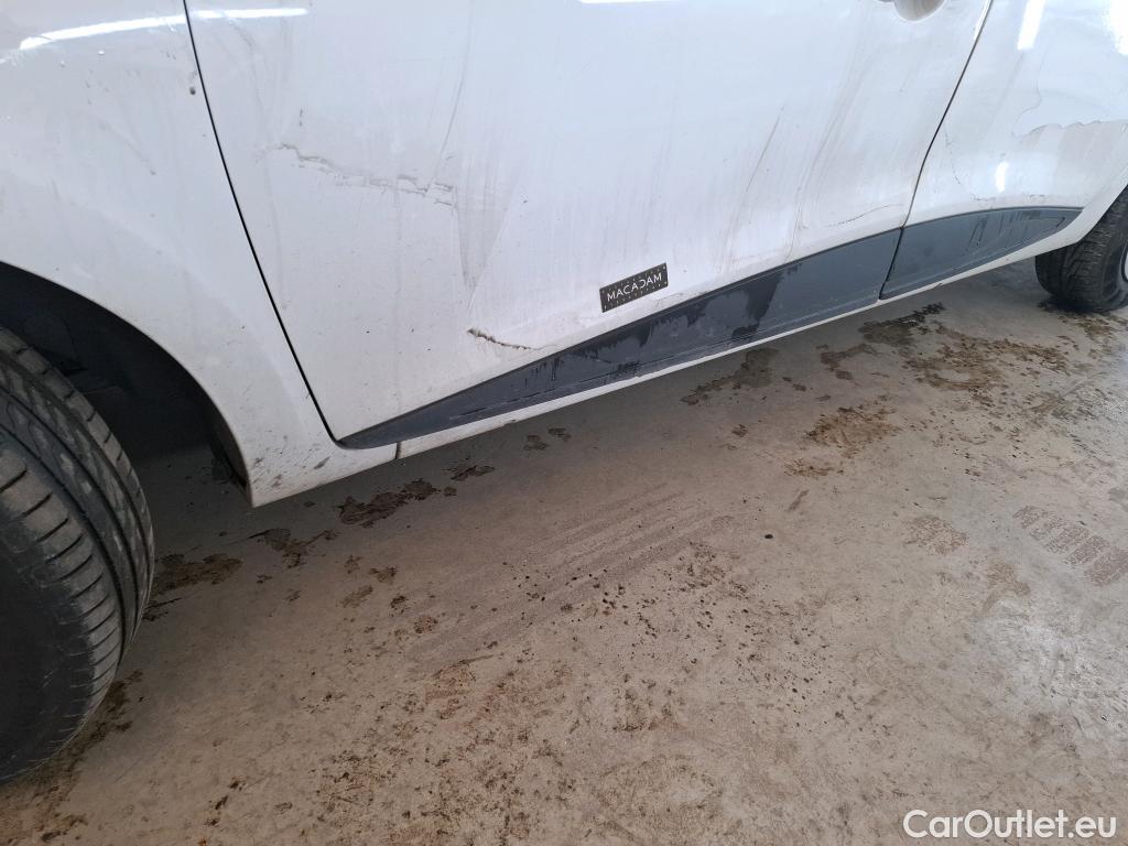  Renault  Clio  IV Air 1.5 dCi 75CV BVM5 E6 #75