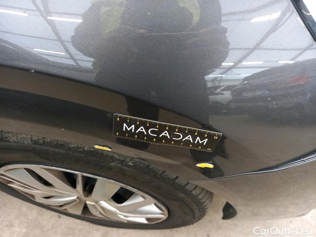  Peugeot  208  Premium 1.5 HDi 100CV BVM6 E6d #7