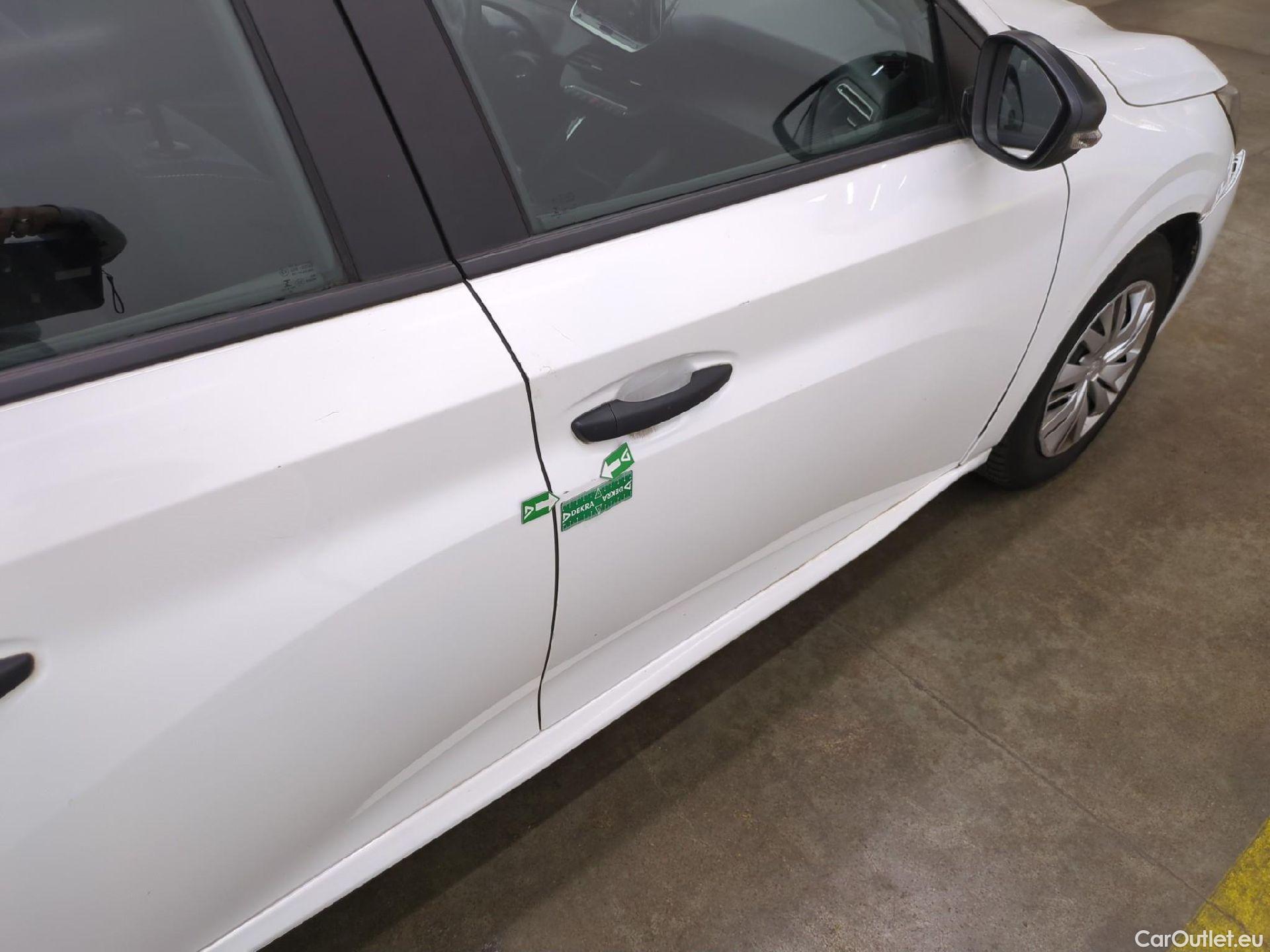  Peugeot  208  Premium 1.5 HDi 100CV BVM6 E6d #47