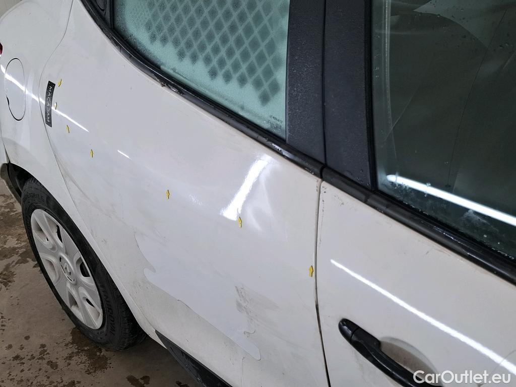  Renault  Clio  IV Air 1.5 dCi 75CV BVM5 E6 #56