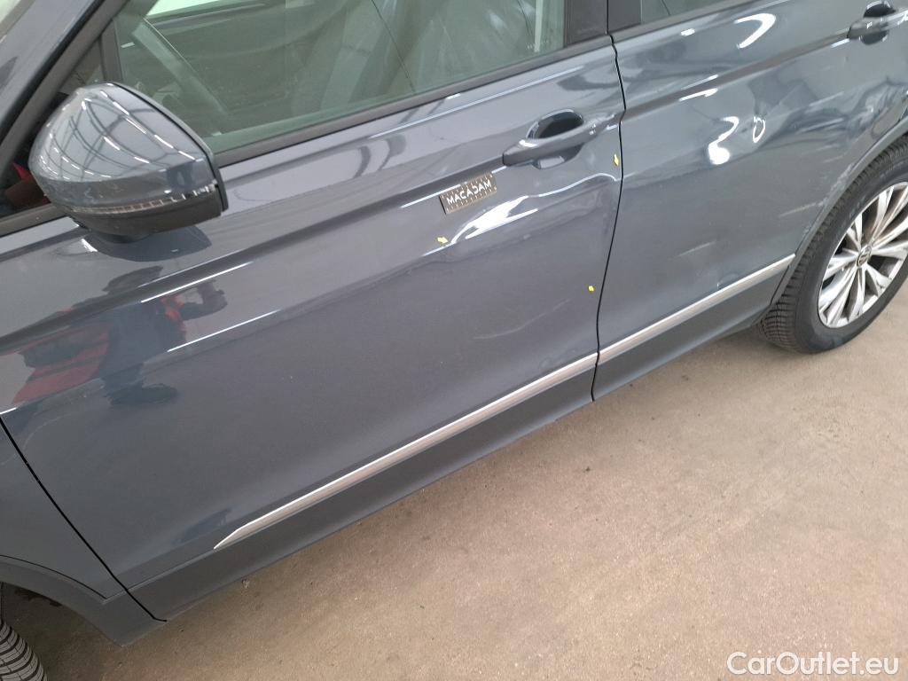  Volkswagen  Tiguan VOLKSWAGEN  / 2020 / 5P / SUV 2.0 TDI 150 DSG7 Life Business #3