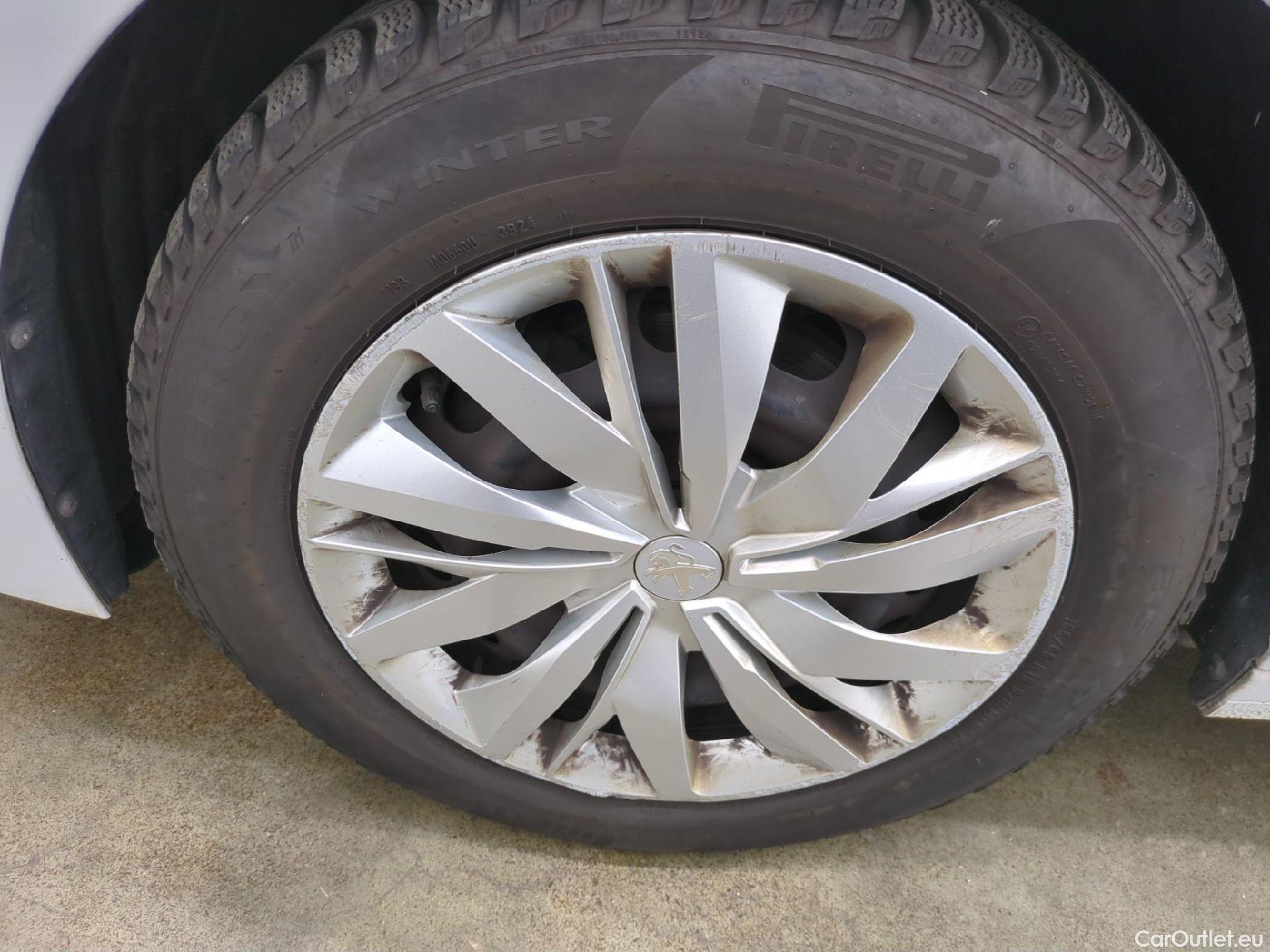  Peugeot  208  Premium 1.5 HDi 100CV BVM6 E6d #21