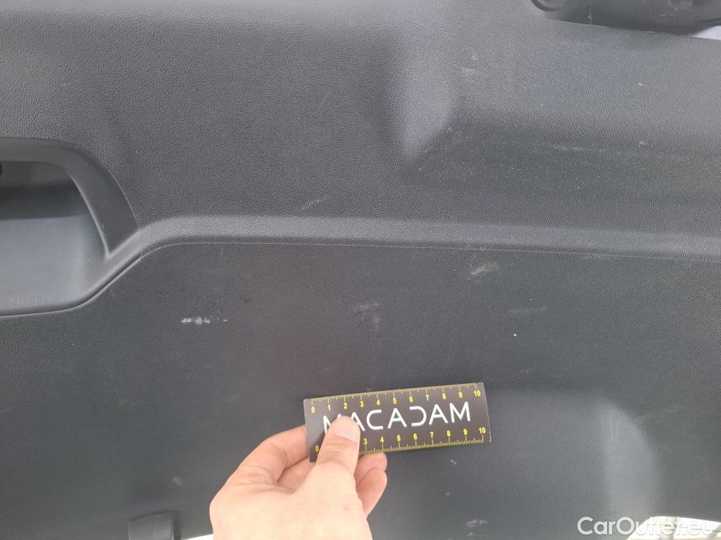  Peugeot  208 PEUGEOT  Affaire / 2015 / 5P / Berline &BlueHDi 100 €6.c S&S PREMIUM PACK #21