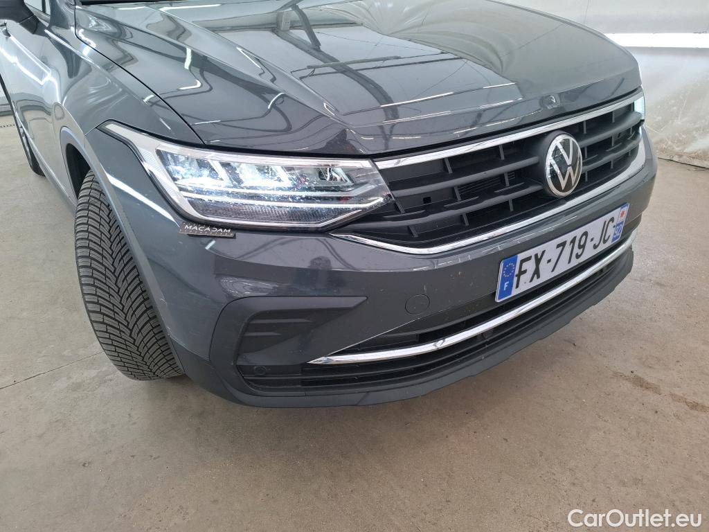  Volkswagen  Tiguan VOLKSWAGEN  / 2020 / 5P / SUV 2.0 TDI 150 DSG7 Life Business #30
