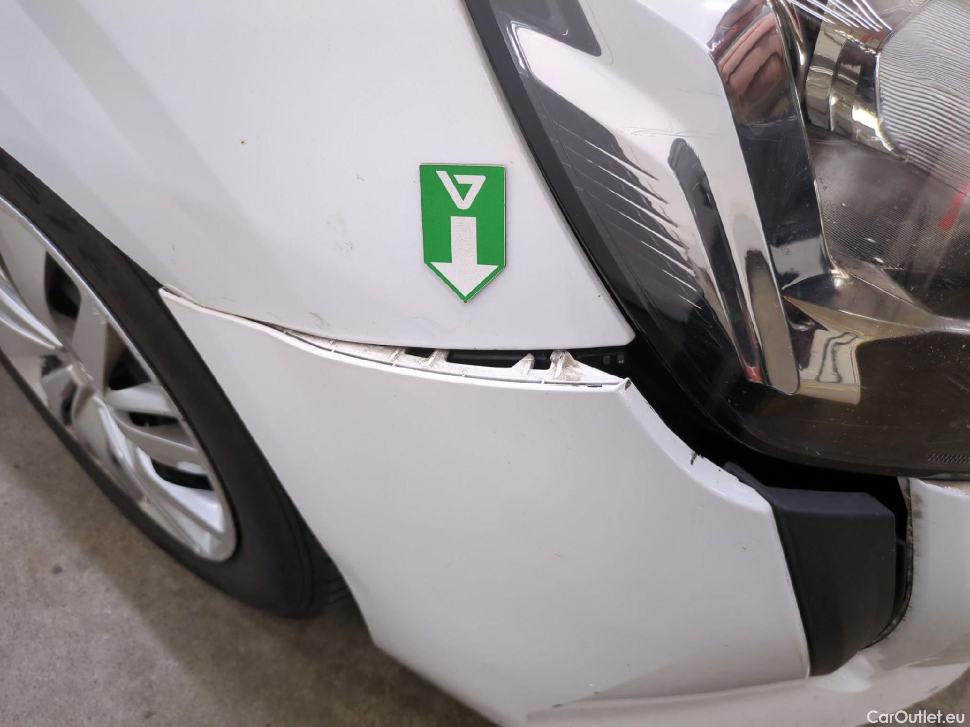  Peugeot  208  Premium 1.5 HDi 100CV BVM6 E6d #53