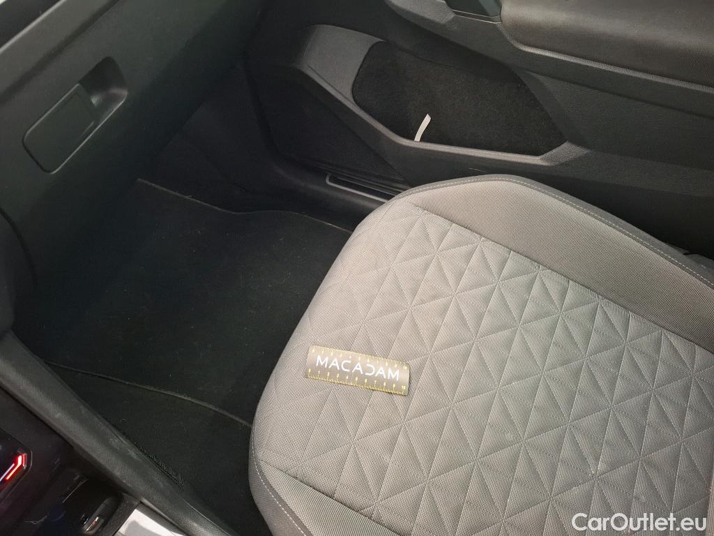  Volkswagen  Tiguan VOLKSWAGEN  / 2020 / 5P / SUV 2.0 TDI 150 DSG7 Life Business #54