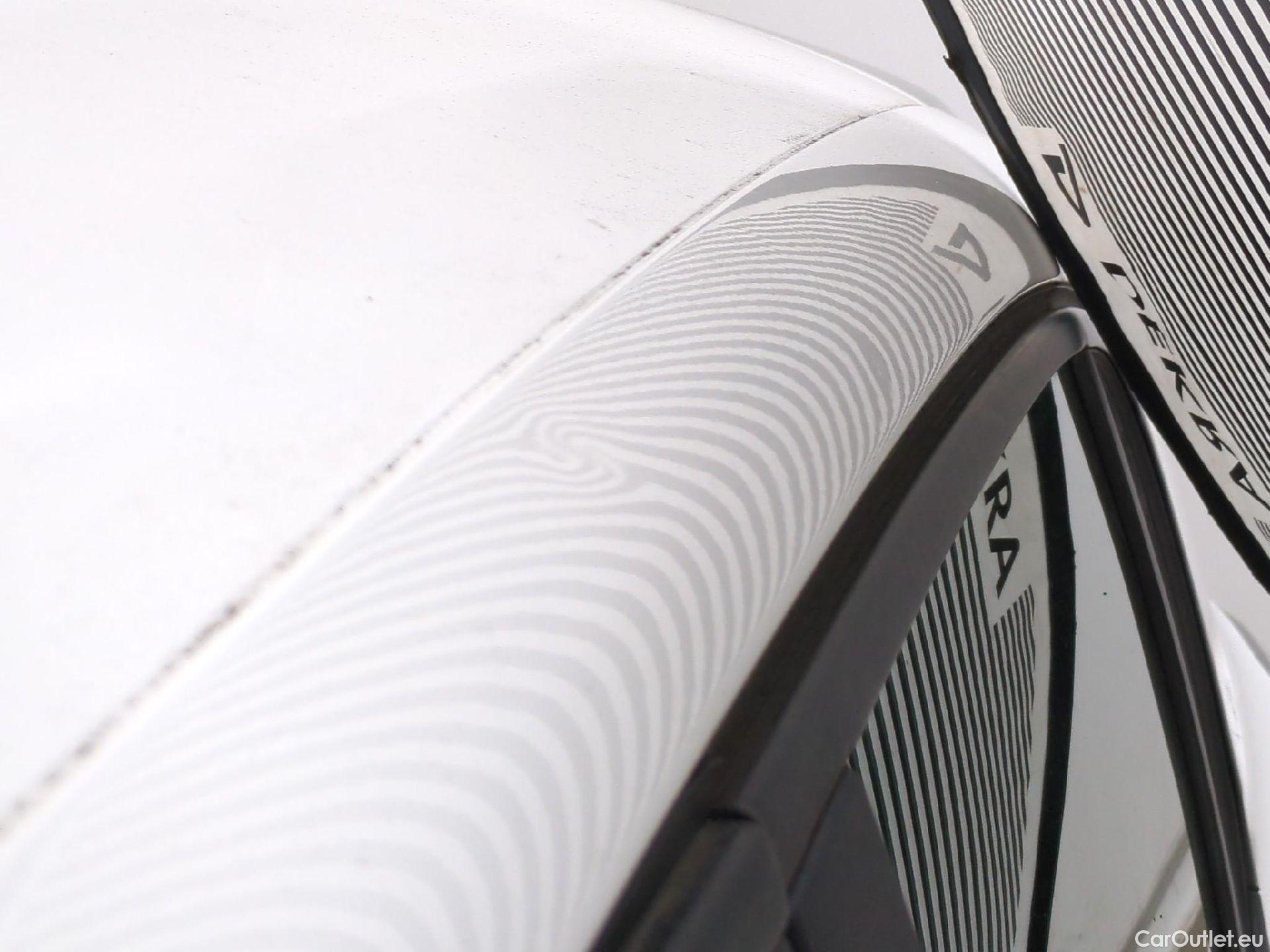  Peugeot  208  Premium 1.5 HDi 100CV BVM6 E6d #70