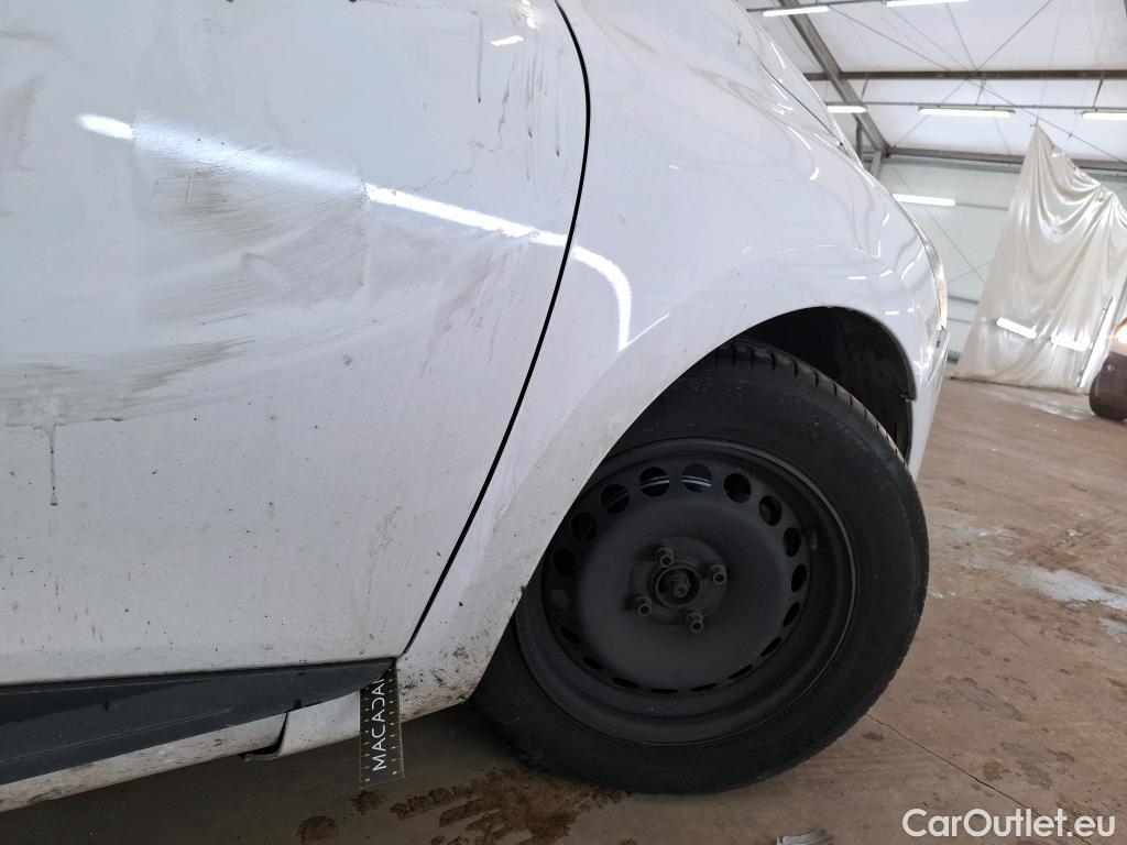  Renault  Clio  IV Air 1.5 dCi 75CV BVM5 E6 #137