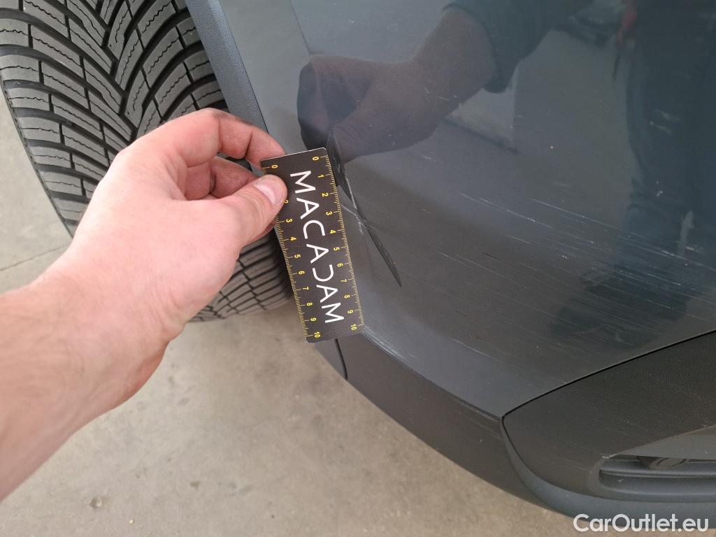  Volkswagen  Tiguan VOLKSWAGEN  / 2020 / 5P / SUV 2.0 TDI 150 DSG7 Life Business #31