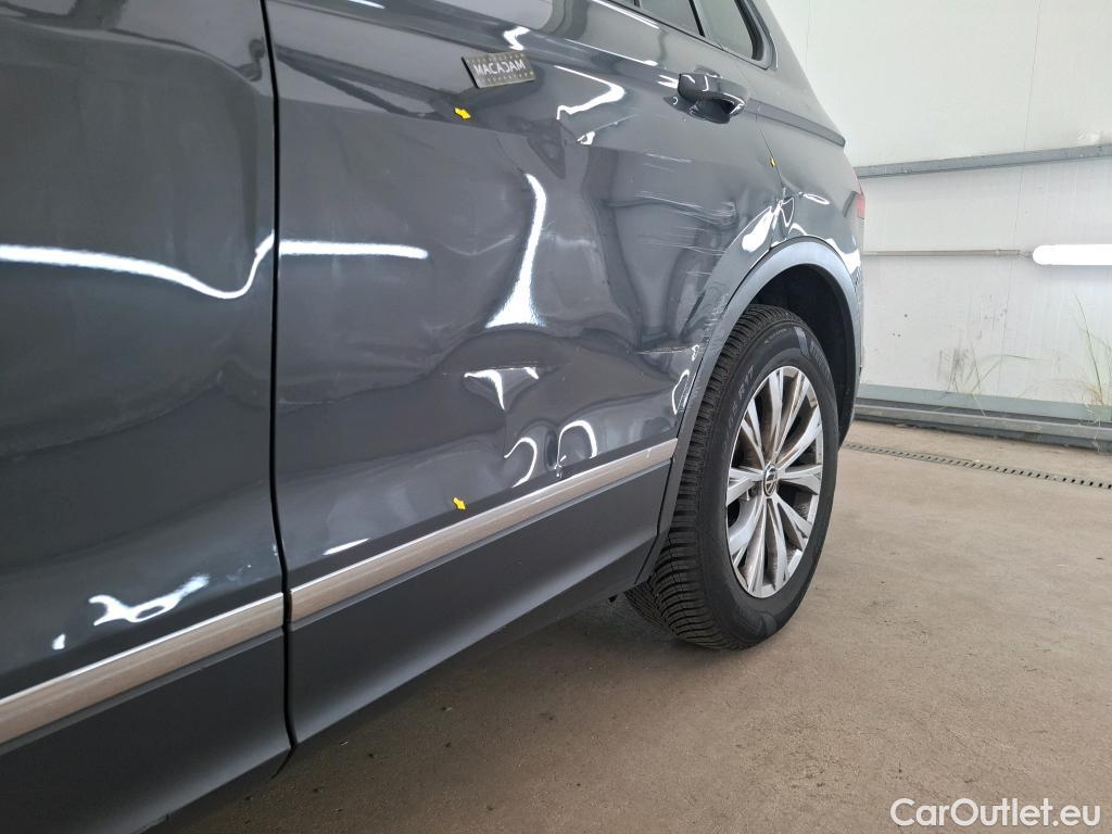  Volkswagen  Tiguan VOLKSWAGEN  / 2020 / 5P / SUV 2.0 TDI 150 DSG7 Life Business #10