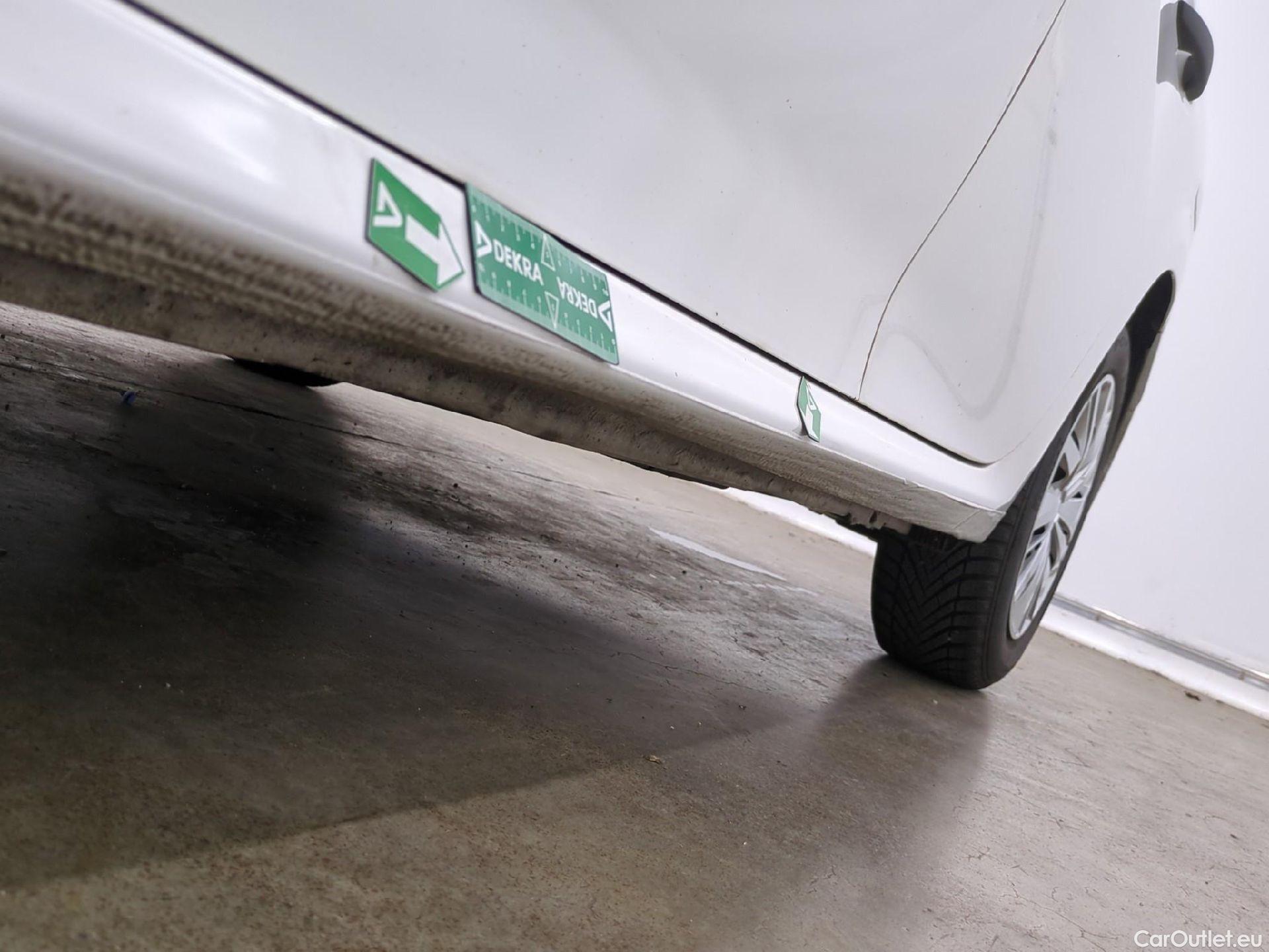  Peugeot  208  Premium 1.5 HDi 100CV BVM6 E6d #72