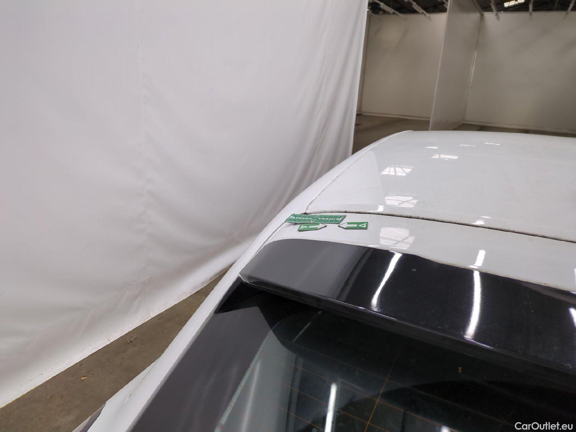  Peugeot  208  Premium 1.5 HDi 100CV BVM6 E6d #43