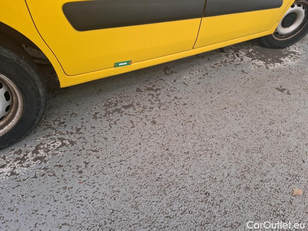  Peugeot  Partner  L1 Premium Pack 1.6 HDi 100CV BVM5 E6 #9