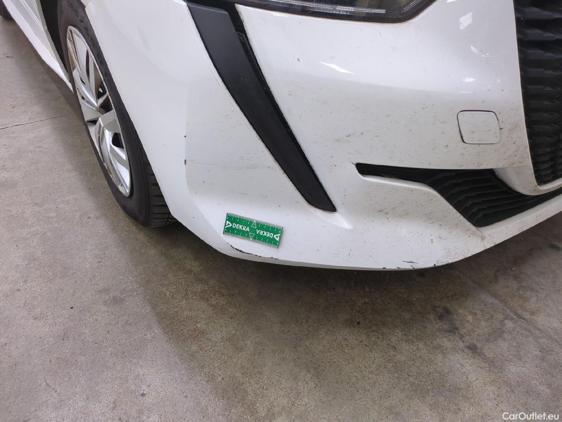  Peugeot  208  Premium 1.5 HDi 100CV BVM6 E6d #60