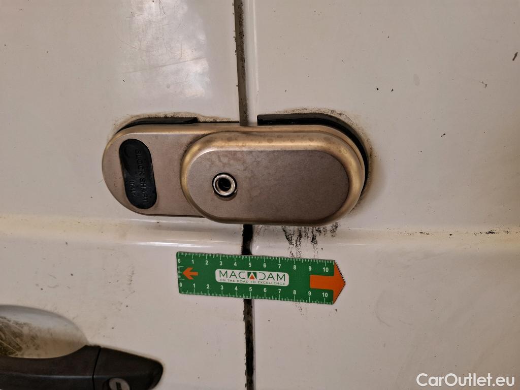  Citroen  Berlingo  Fourgon Club L1 (Court) 1.6 BlueHDi 75CV BVM5 E6 #15