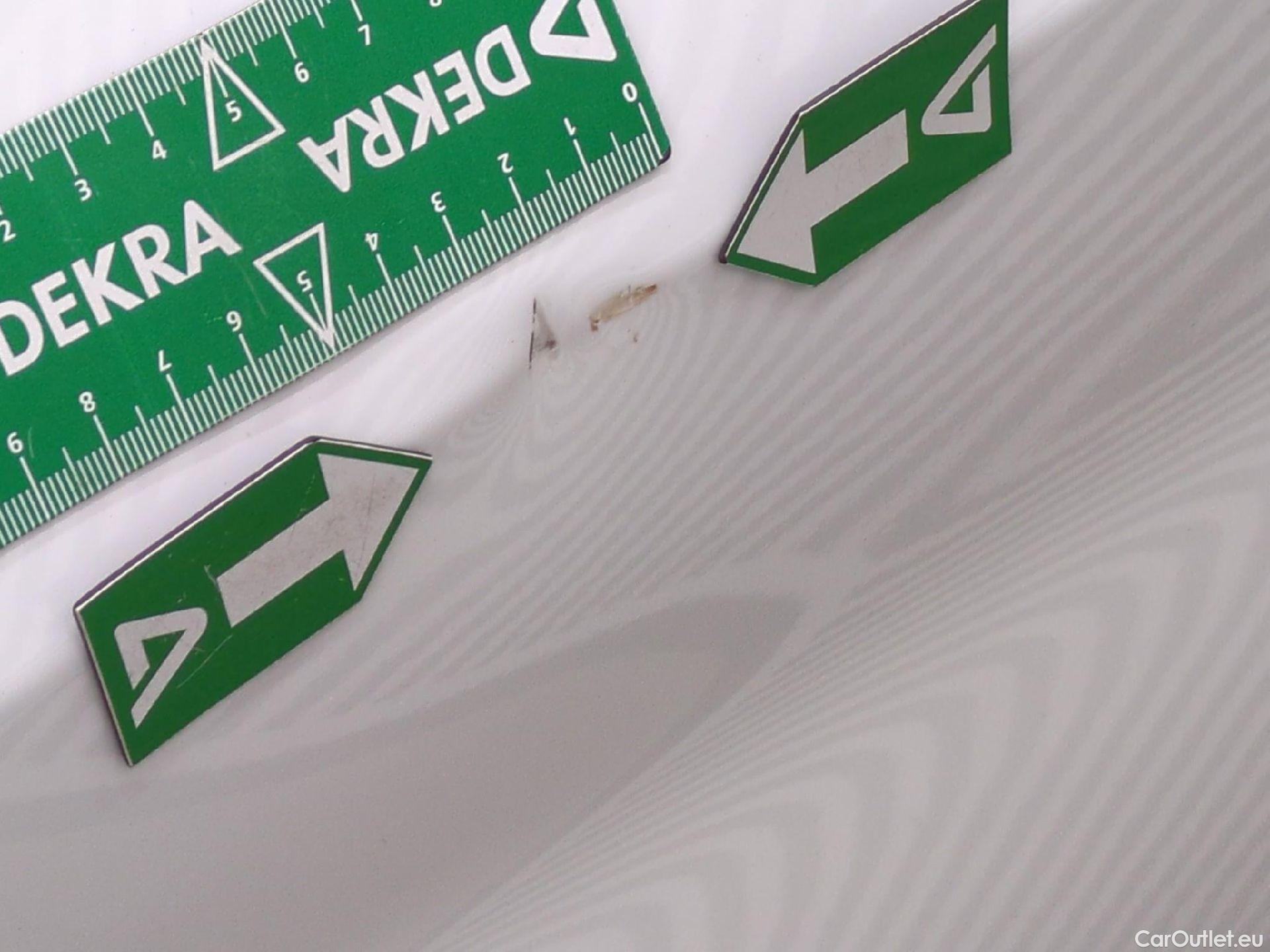  Peugeot  208  Premium 1.5 HDi 100CV BVM6 E6d #77