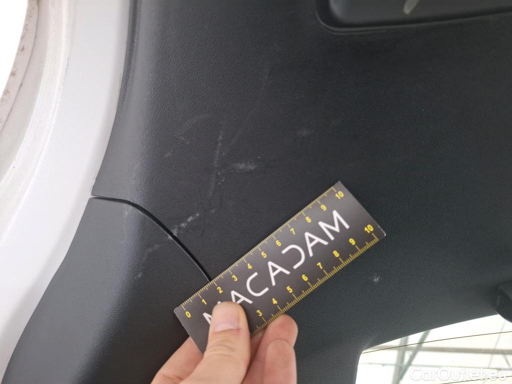  Peugeot  208 PEUGEOT  Affaire / 2015 / 5P / Berline &BlueHDi 100 €6.c S&S PREMIUM PACK #20