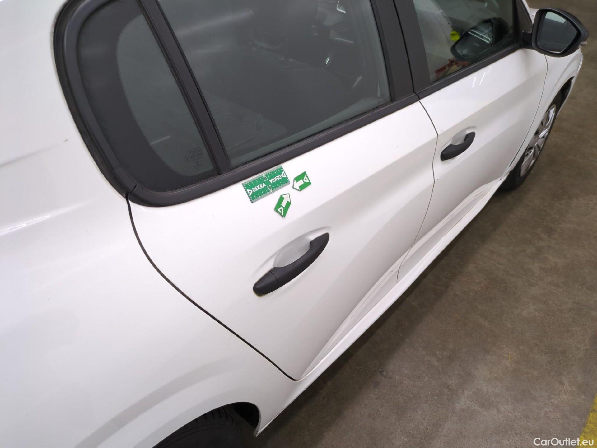  Peugeot  208  Premium 1.5 HDi 100CV BVM6 E6d #31