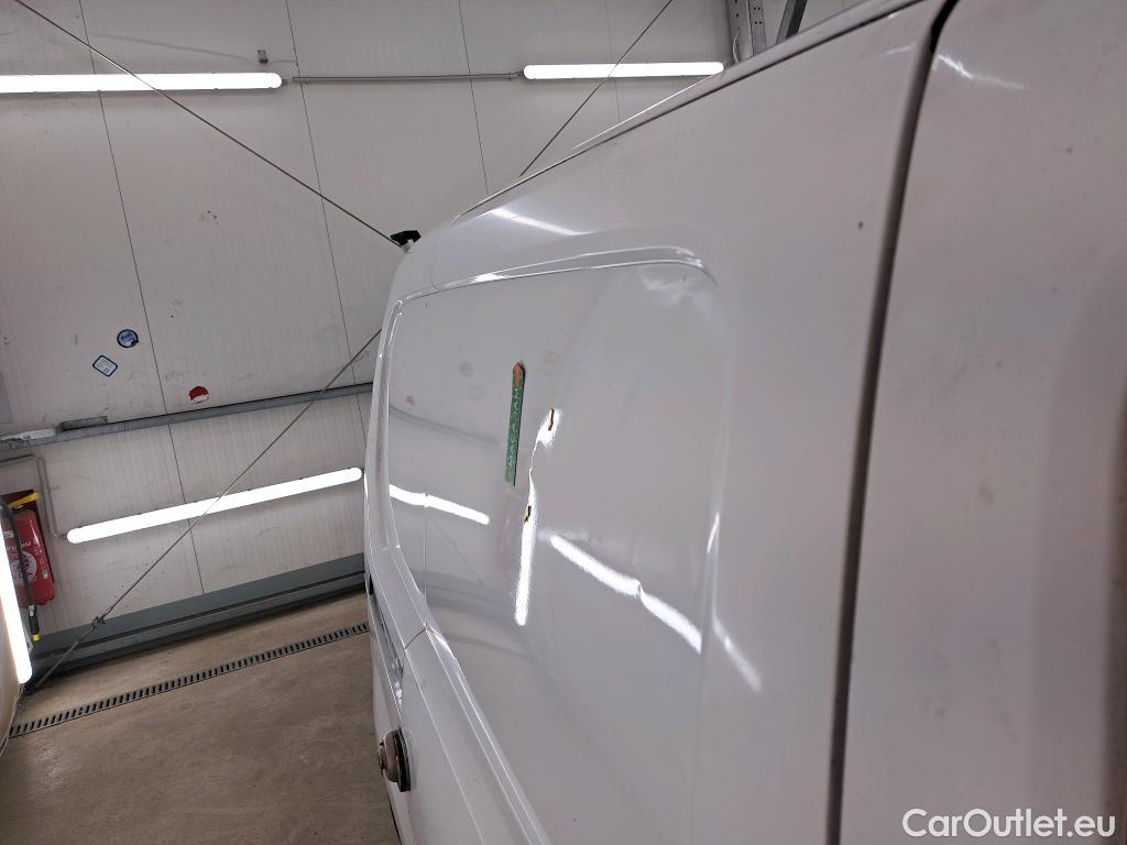  Citroen  Berlingo  Fourgon Club M 650 1.5 BlueHDi 100CV BVM5 E6dT #28