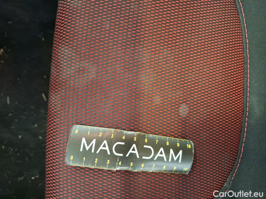  Renault  Clio  IV Air 1.5 dCi 75CV BVM5 E5 #34