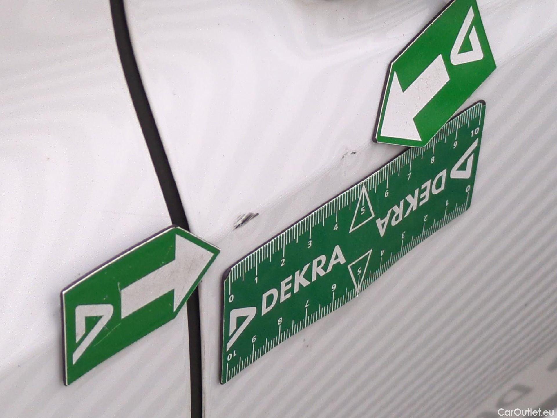  Peugeot  208  Premium 1.5 HDi 100CV BVM6 E6d #49