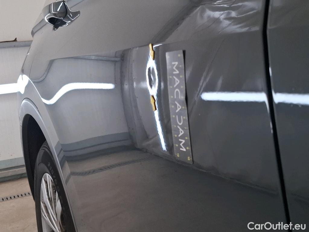  Volkswagen  Tiguan VOLKSWAGEN  / 2020 / 5P / SUV 2.0 TDI 150 DSG7 Life Business #48