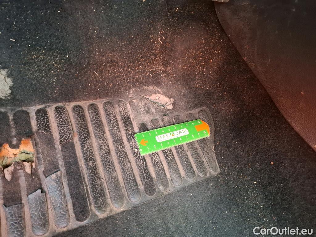  Renault  Clio  IV Air 1.5 dCi 90CV BVM5 E6 #29