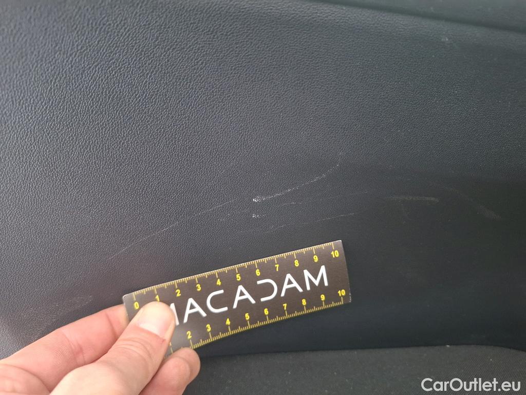  Peugeot  208 PEUGEOT  Affaire / 2015 / 5P / Berline &BlueHDi 100 €6.c S&S PREMIUM PACK #18