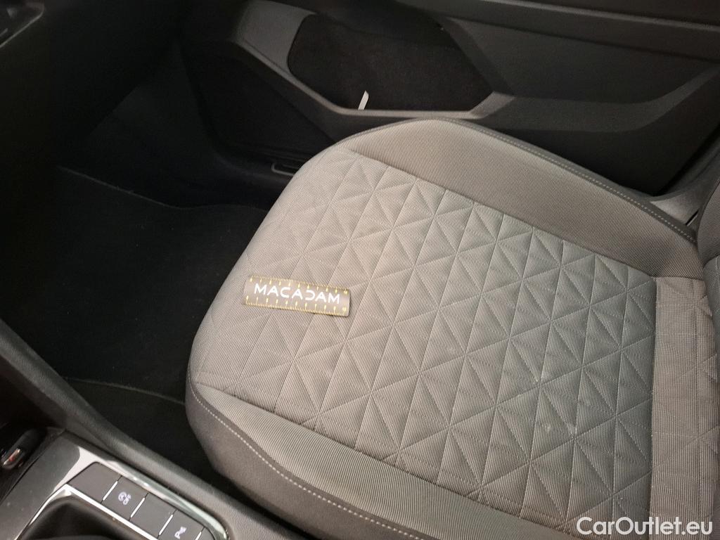  Volkswagen  Tiguan VOLKSWAGEN  / 2020 / 5P / SUV 2.0 TDI 150 DSG7 Life Business #53