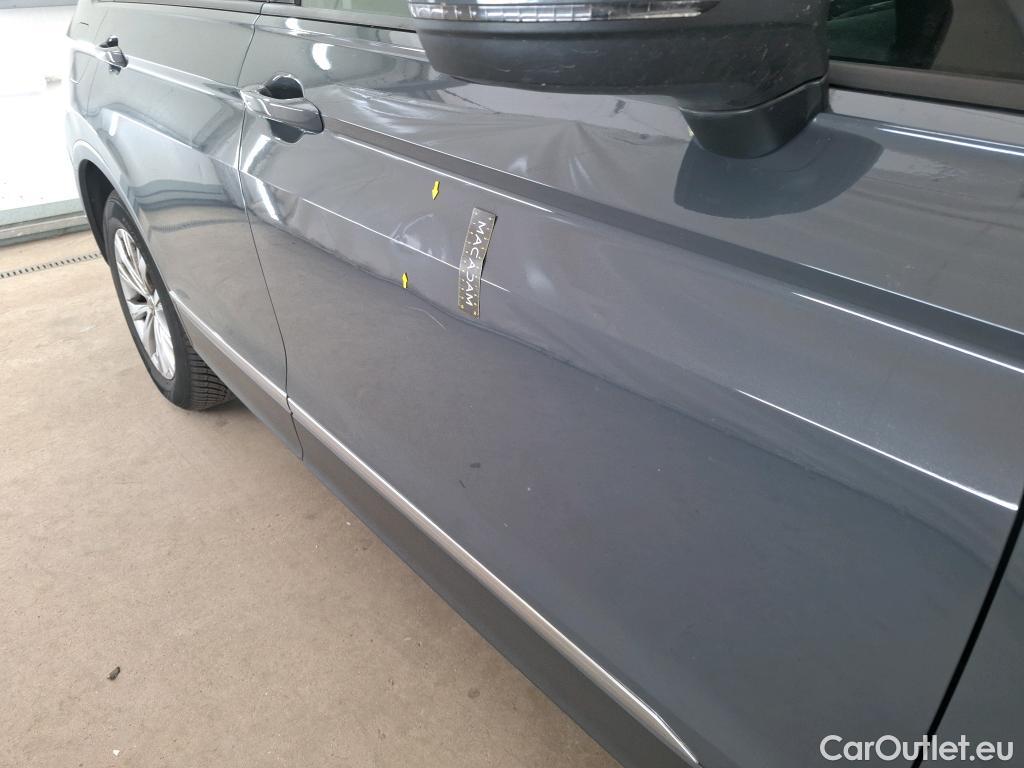  Volkswagen  Tiguan VOLKSWAGEN  / 2020 / 5P / SUV 2.0 TDI 150 DSG7 Life Business #22