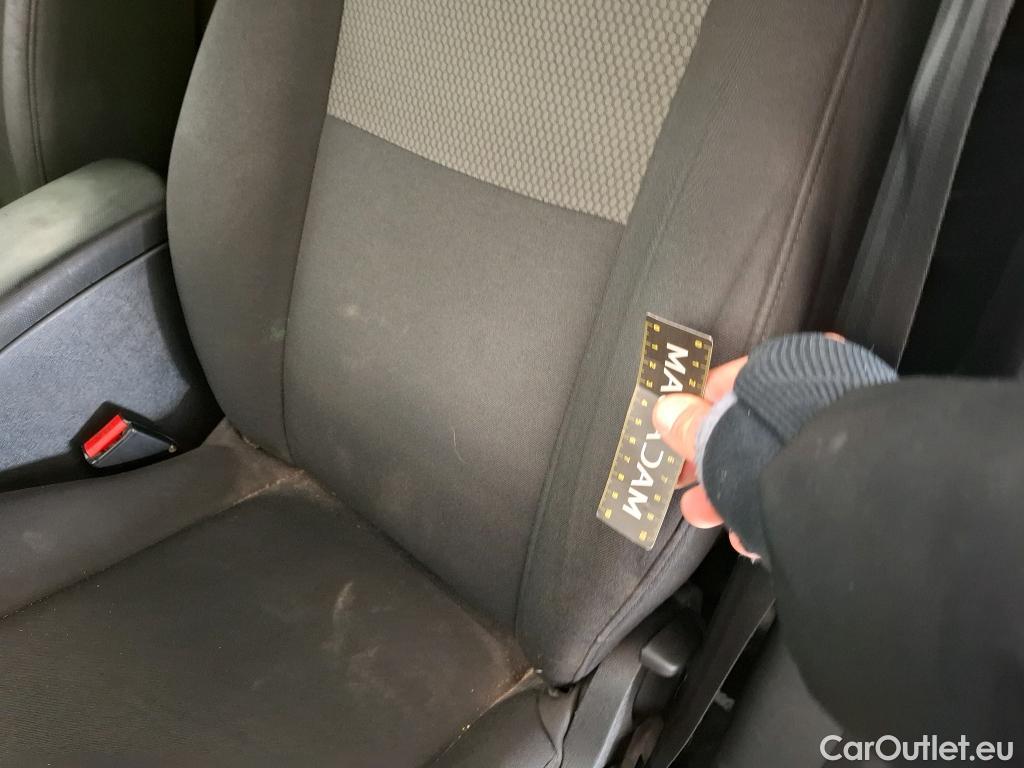  Renault  Kangoo RENAULT  Express / 2013 / 4P / Fourgonnette Gd Volume ExtraRLink - Blue dCi 95 #71