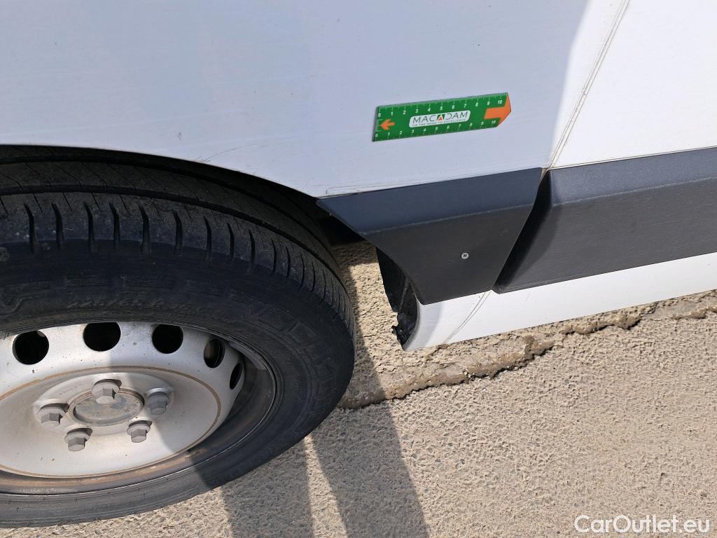  Renault  Master  III Fourgon L3H2 3 5 Grand Confort dCi 135CV BVM6 E6dT 7 PLACES #55