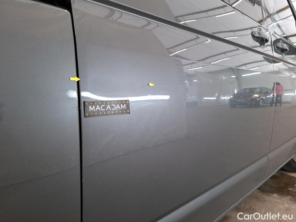  Volkswagen  Transporter VOLKSWAGEN  ProCab / 2019 / 4P / Fourgon tôlé 2.0 TDi 150 DSG7 L2H1 Confort #3