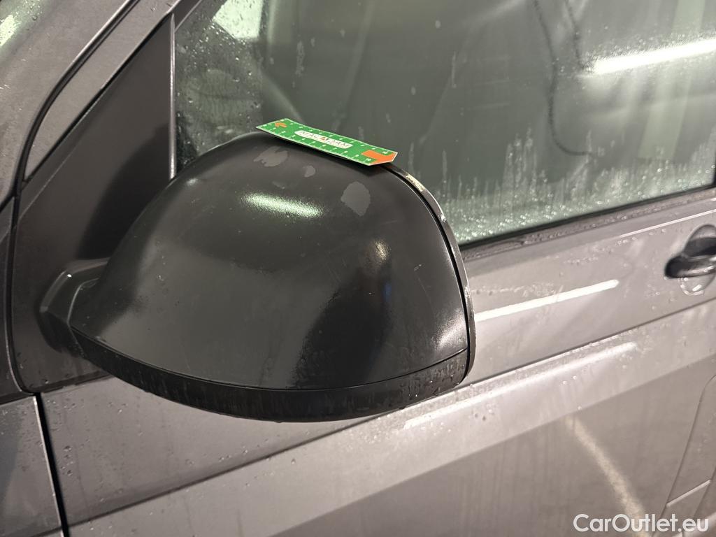  Volkswagen  Transporter VOLKSWAGEN  / 2019 / 4P / Fourgon tôlé 2.0 TDi 110 L1H1 Business #19