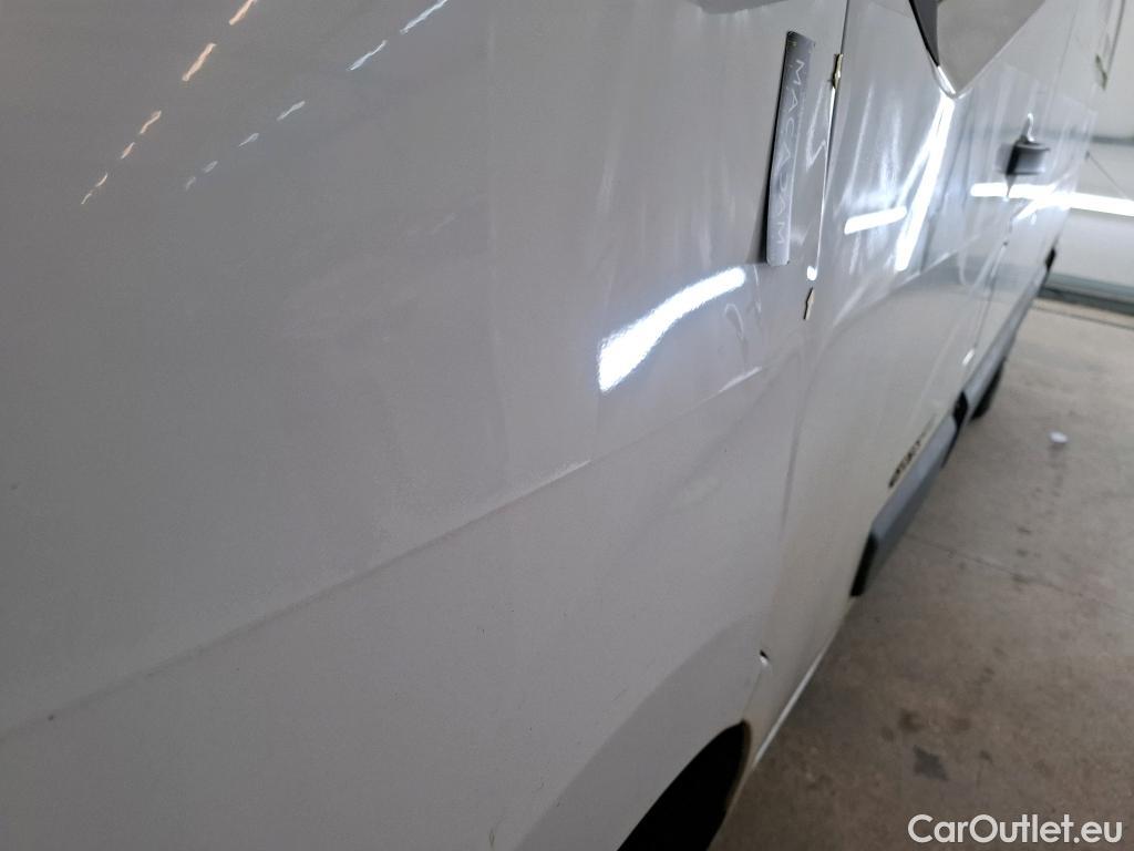  Renault  Master RENAULT  VU 4p Fourgon FG GCf TracF3500 L2H2 Energy dCi135 #25